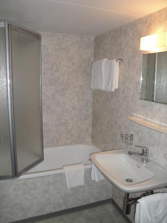 Landgasthof Grossteil Giswil Chambre photo